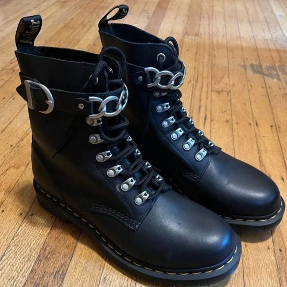 Women's Doc Martens Size 10